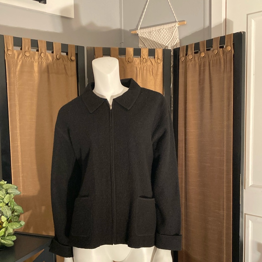 Classic Black Rino Rossi Women's Short Jacket